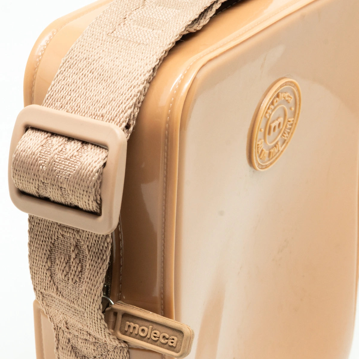 Bolsa Moleca Retangular – Versatilidade e Estilo no Formato Ideal