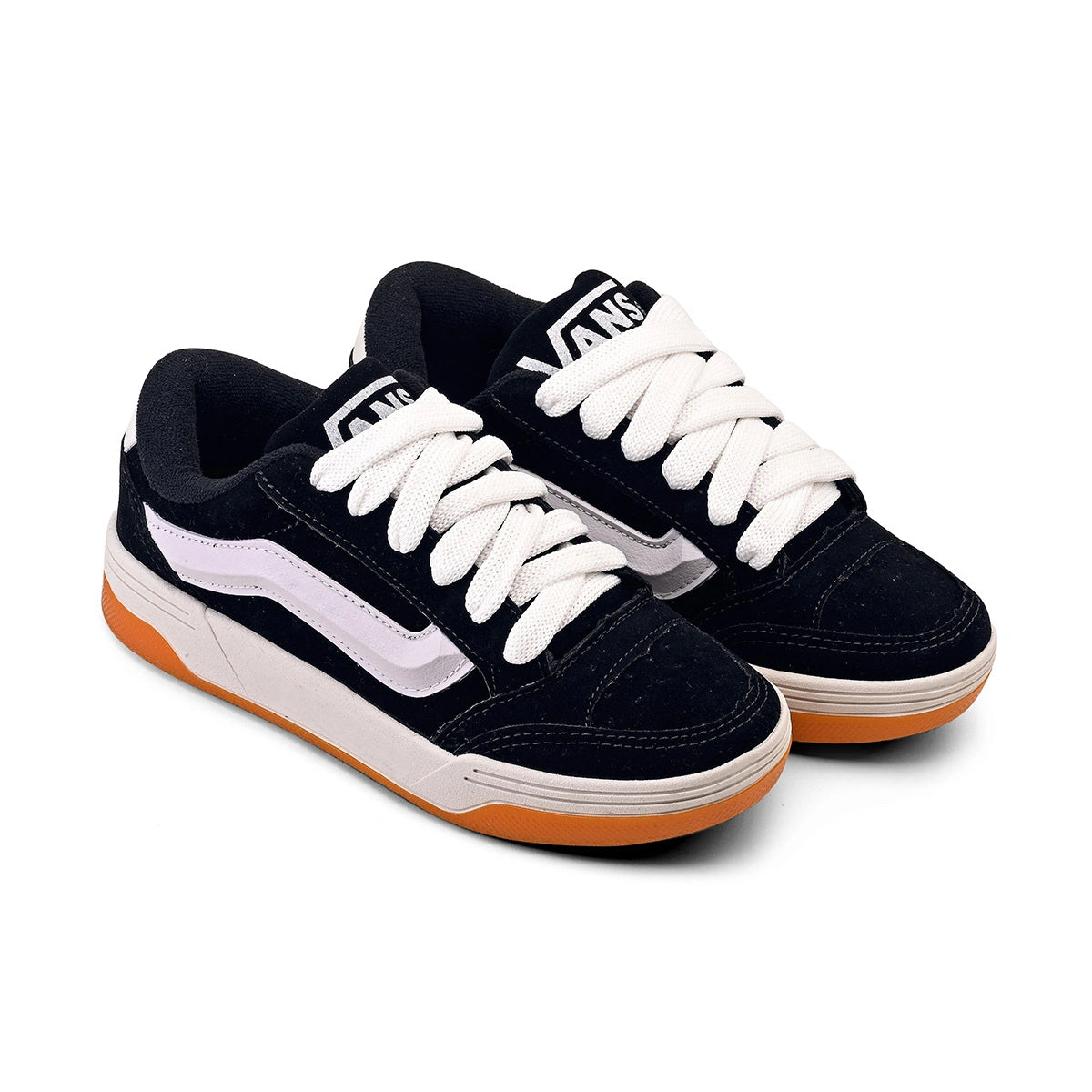 Tênis Vans Hylane – Estilo Versátil e Conforto no Dia a Dia