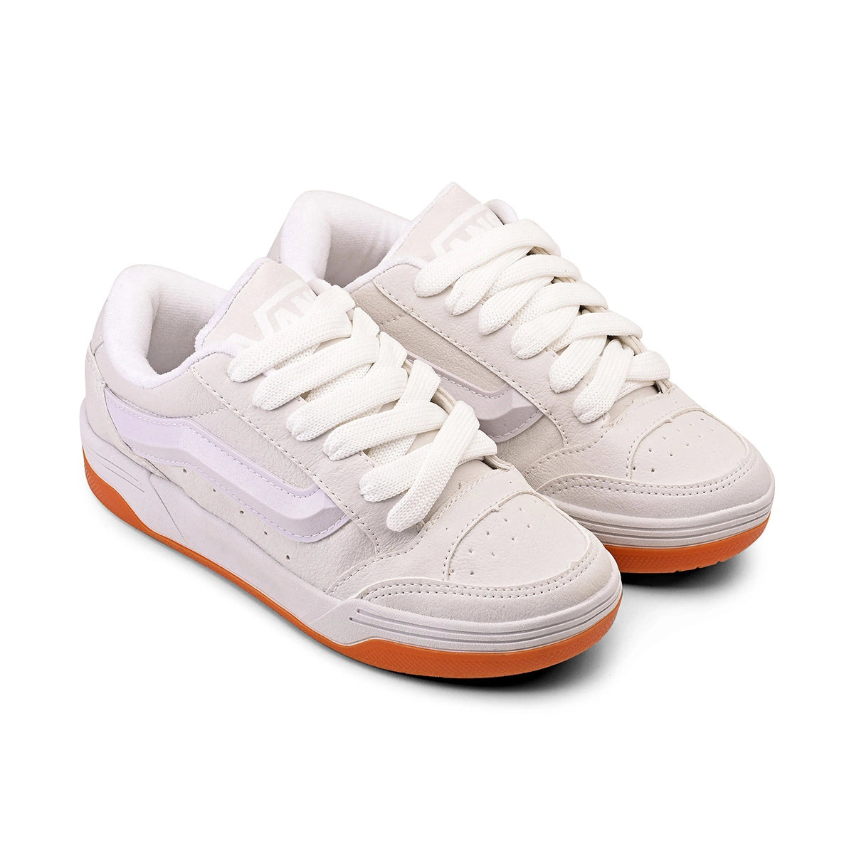Tênis Vans Hylane – Estilo Versátil e Conforto no Dia a Dia