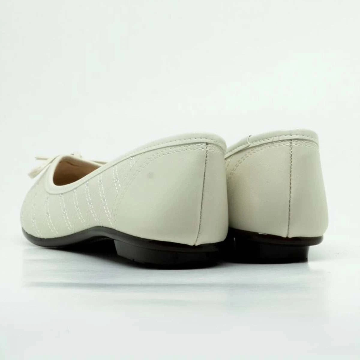 Comfortable Women's Milano Patent Leather Pumps – Moleca | Sophistication and Comfort for Your Everyday Life