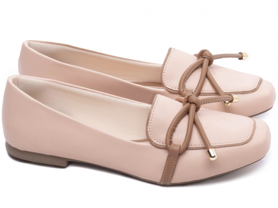 Mocassim Feminino Rasteiro – Conforto, Estilo e Elegância em Cada Passo