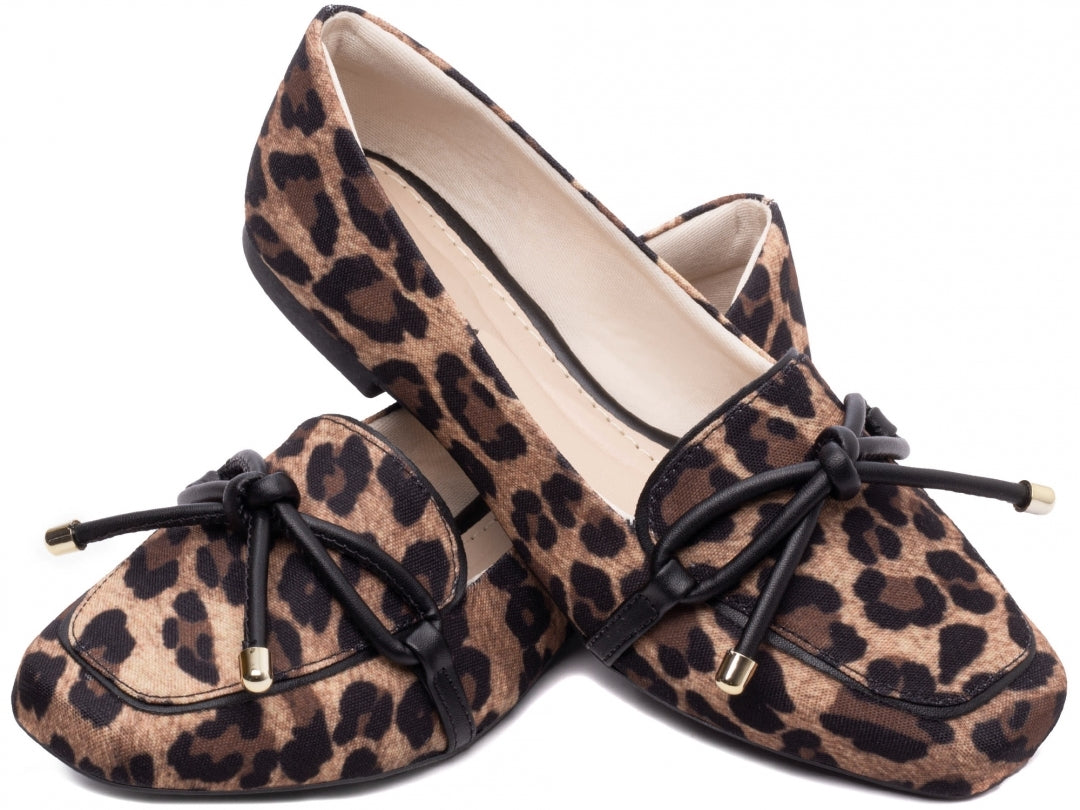 Mocassim Feminino Rasteiro – Conforto, Estilo e Elegância em Cada Passo