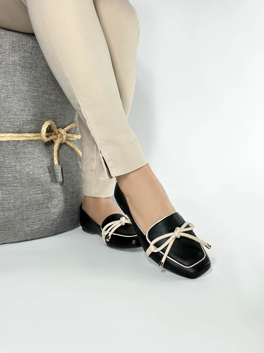 Mocassim Feminino Rasteiro – Conforto, Estilo e Elegância em Cada Passo