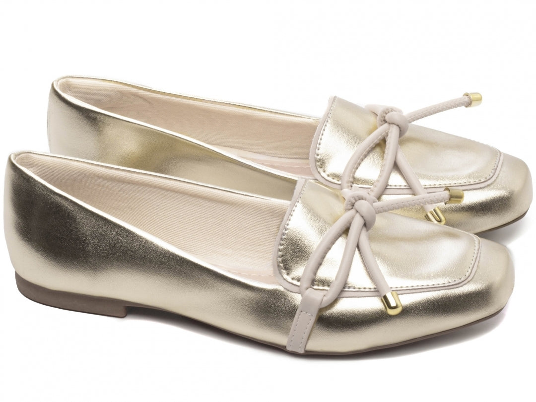 Mocassim Feminino Rasteiro – Conforto, Estilo e Elegância em Cada Passo