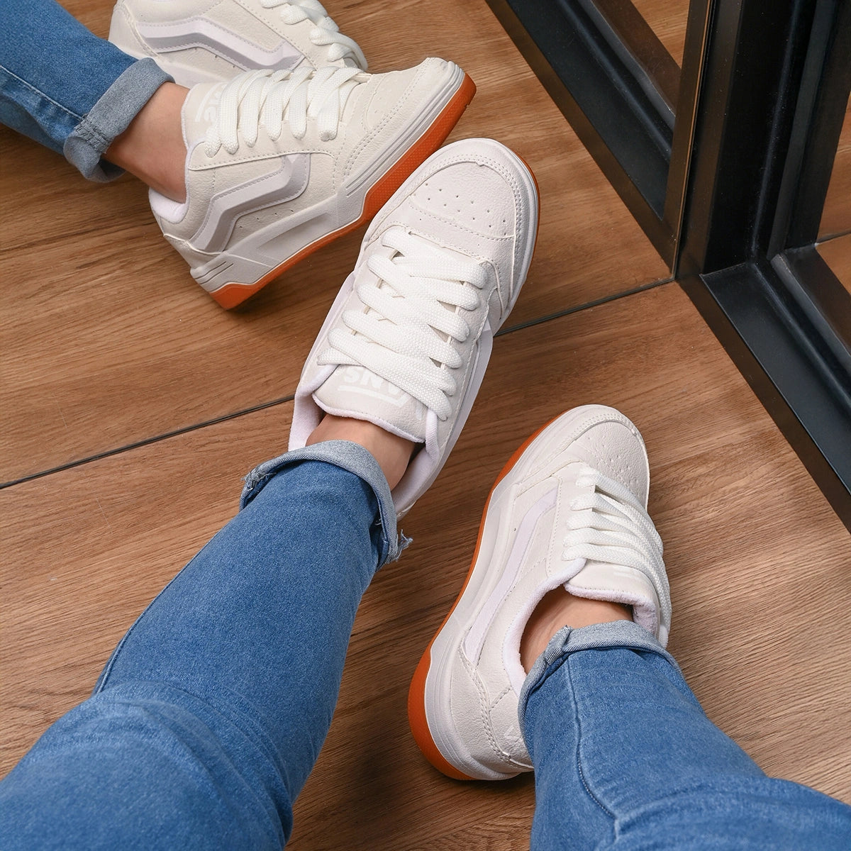 Tênis Vans Hylane – Estilo Versátil e Conforto no Dia a Dia