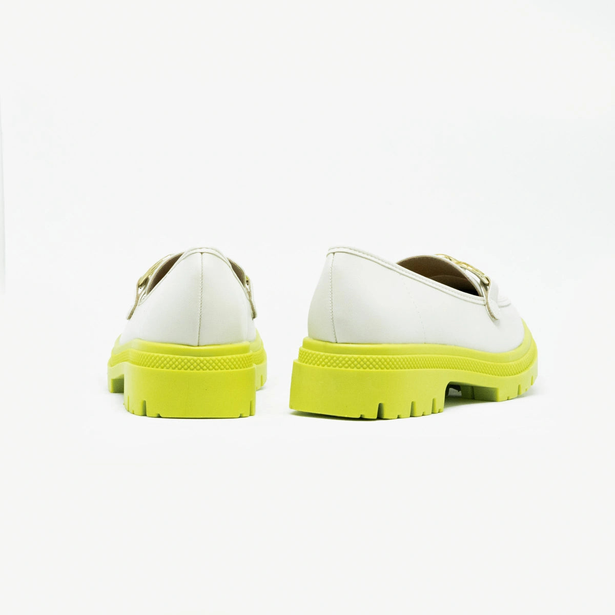 Mocassim Tratorado Moleca – Estilo e Conforto com Solado Robusto | UnicStep
