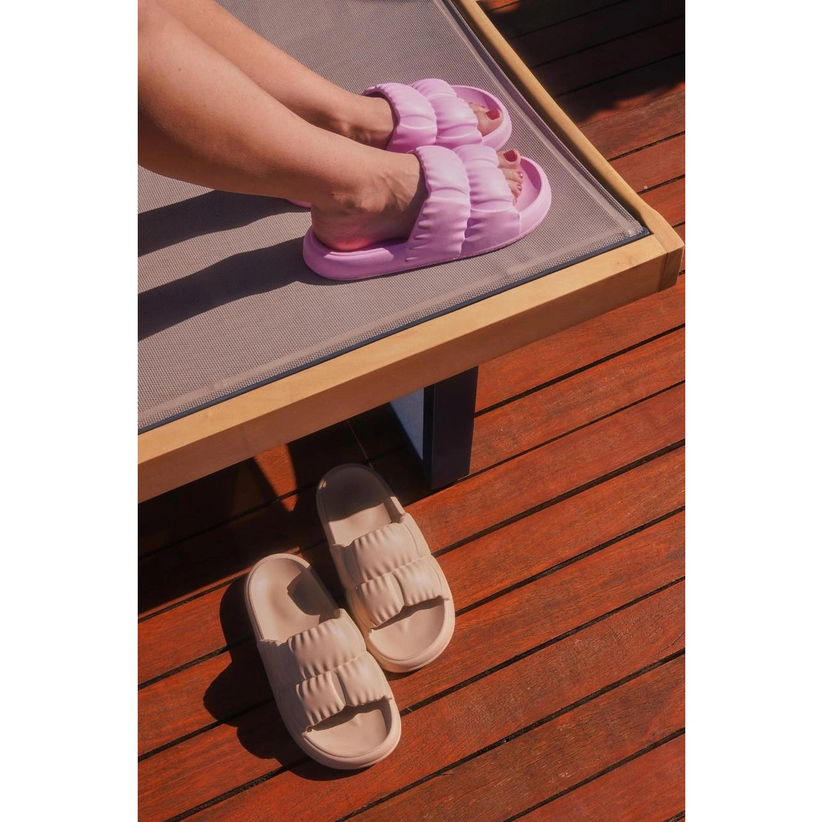 Chinelo Nuvem Slide Feminino – Leve, Ergonômico e Antiderrapante