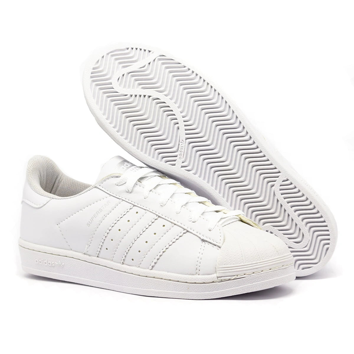 Tênis Adidas Superstar – Ícone Clássico e Atemporal