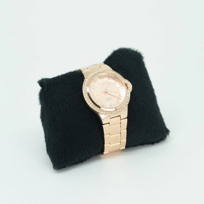 Relógio Feminino Classic Dourado – Elegância Atemporal em Aço Inoxidável