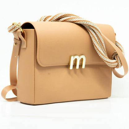 Bolsa Moleca Alça Corda – Charme e Praticidade Náutica