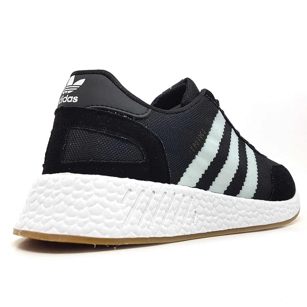 Tênis Adidas Iniki V2 – Conforto Leve e Estilo Esportivo