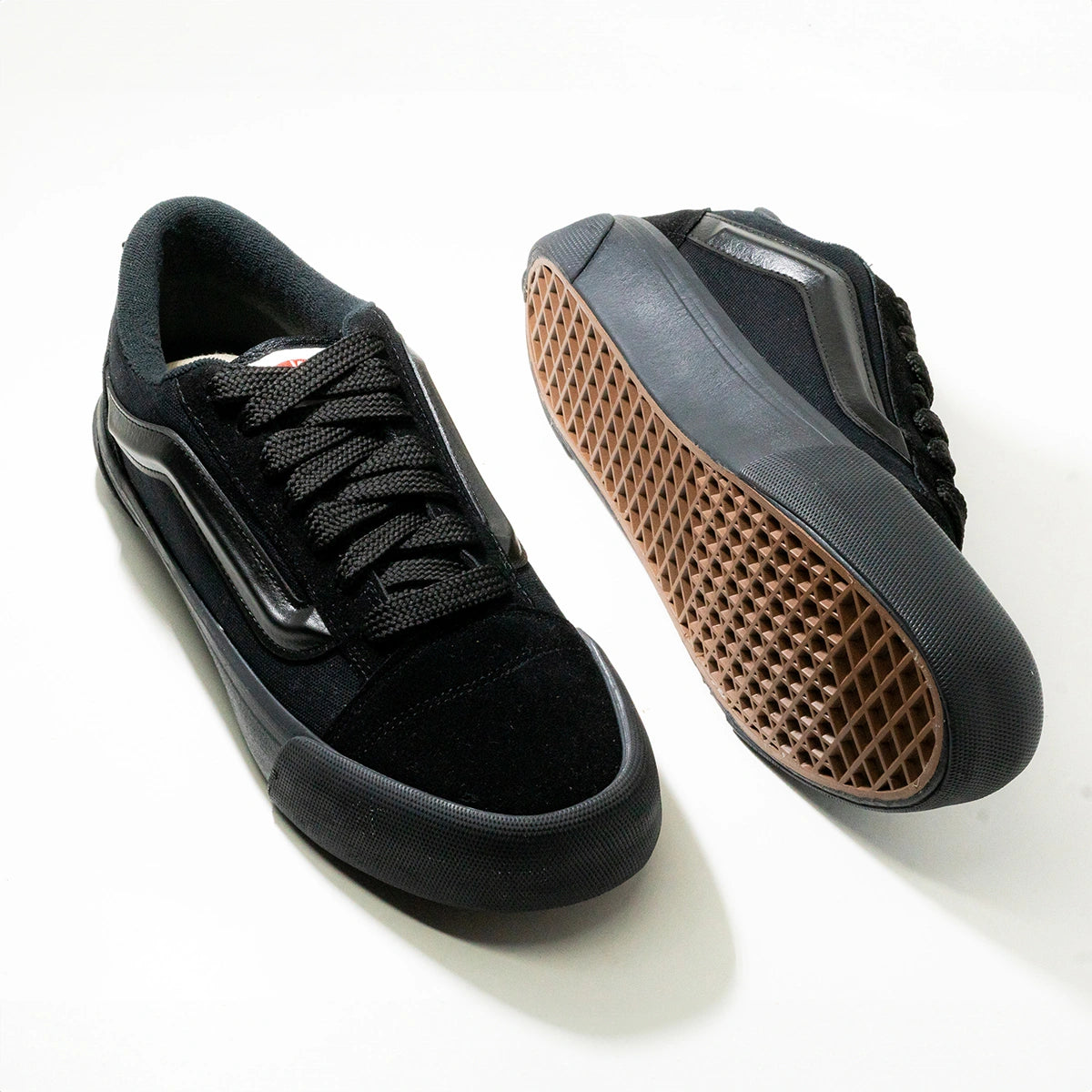 Tênis Vans Knu Skool – Estilo Urbano e Conforto Versátil | UnicStep
