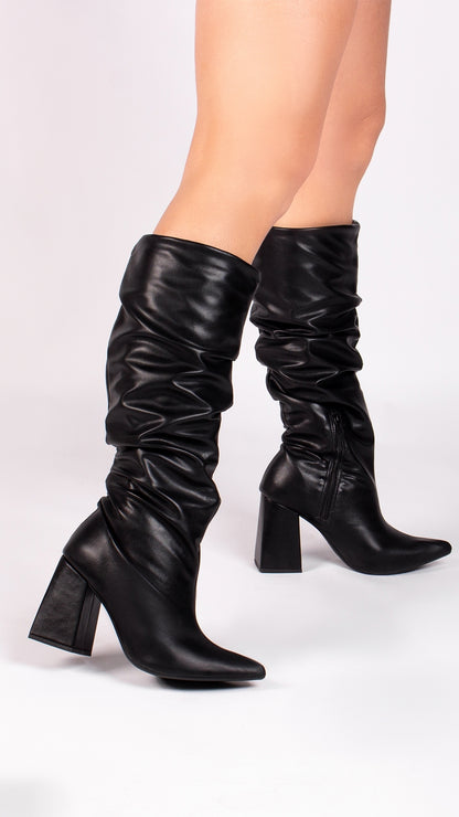 Bota Feminina Cano Alto Franzida Confortável Elegante