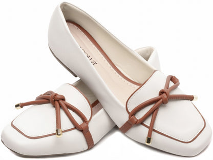Mocassim Feminino Rasteiro – Conforto, Estilo e Elegância em Cada Passo
