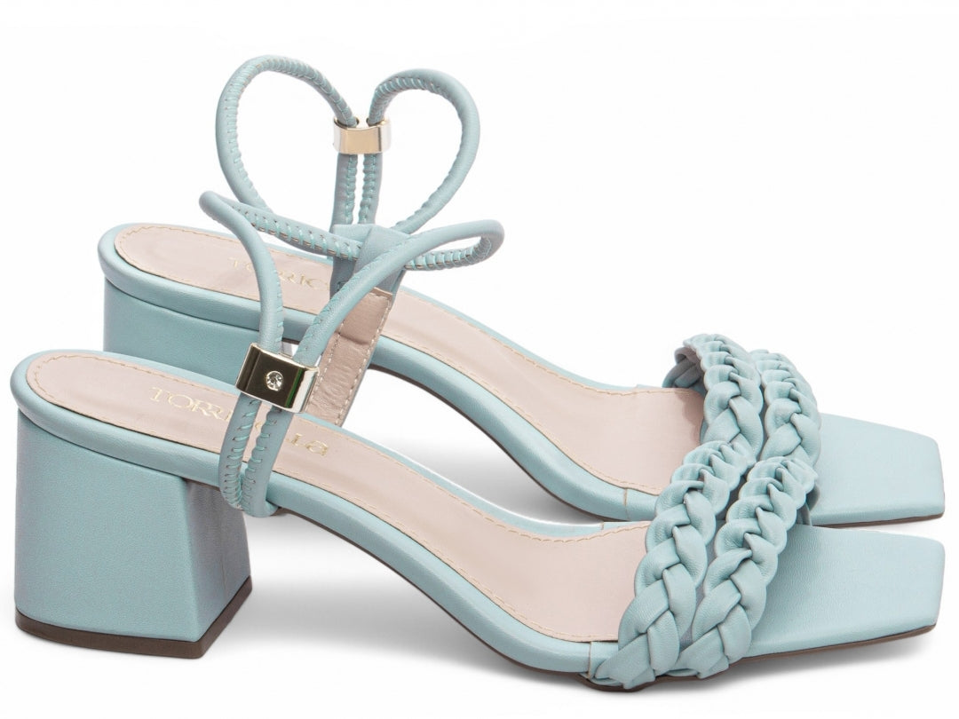 Sandália Feminina Salto Grosso Trançada – Elegância e Conforto Diário