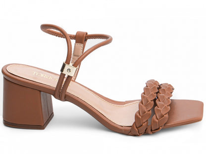 Sandália Feminina Salto Grosso Trançada – Elegância e Conforto Diário