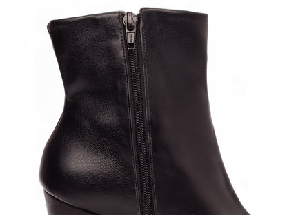 Bota Feminina Cano Curto Salto Alto – Elegância e Conforto no Dia a Dia