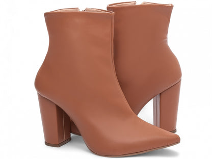 Bota Feminina Cano Curto Salto Alto – Elegância e Conforto no Dia a Dia