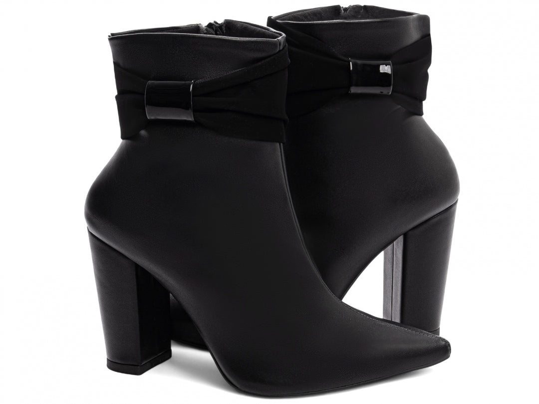 Bota Cano Curto Bico Fino com Laço Decorativo e Salto Alto
