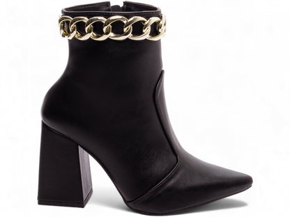 Bota Feminina Preta Cano Médio Bico Fino Elegante Moderna