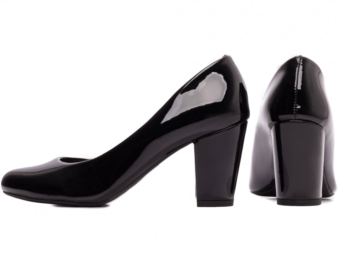 Scarpin Verniz Bico Redondo com Salto Bloco 7,5cm