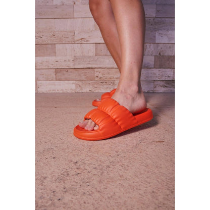 Chinelo Nuvem Slide Feminino – Leve, Ergonômico e Antiderrapante