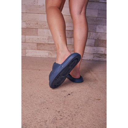 Chinelo Nuvem Slide Feminino – Leve, Ergonômico e Antiderrapante