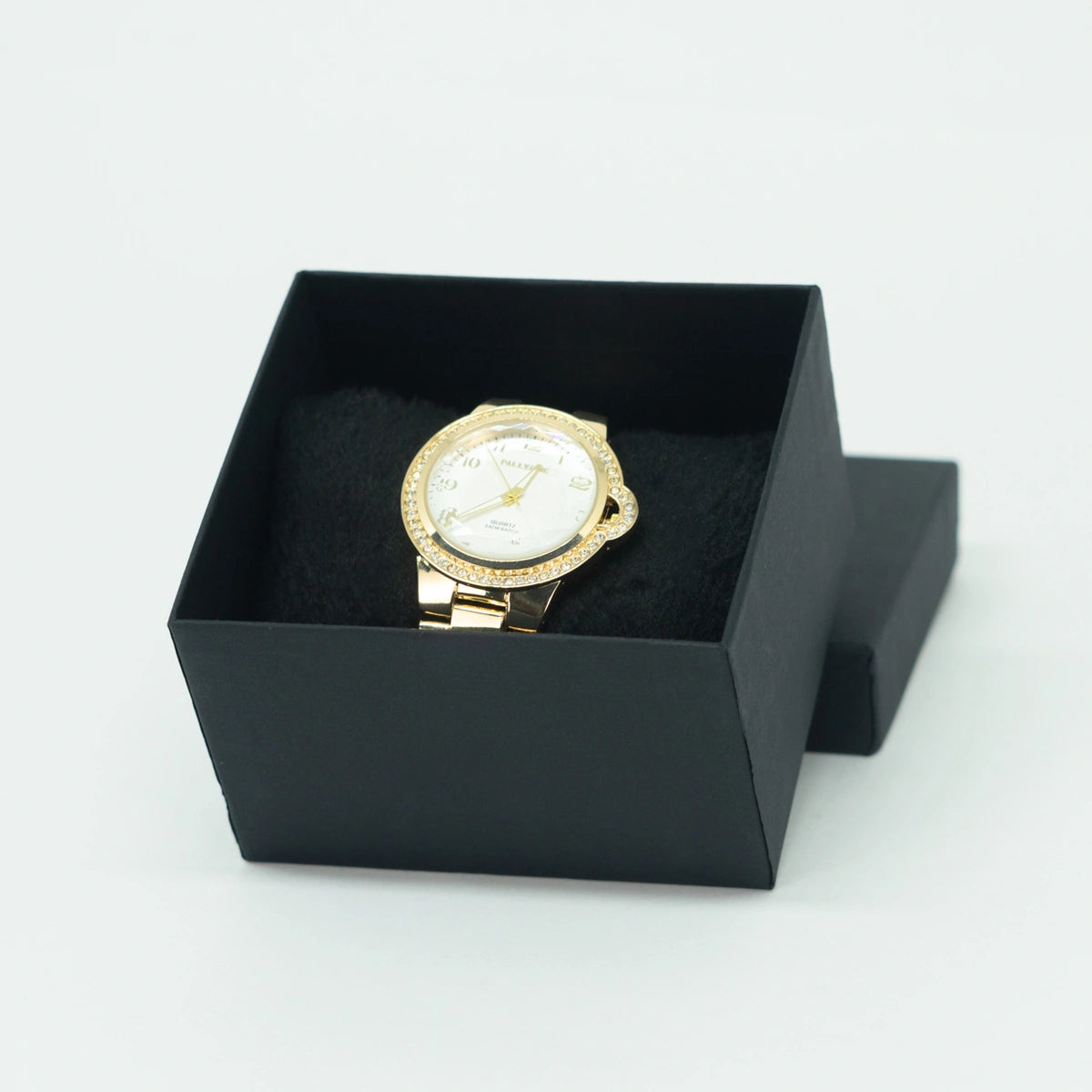 Relógio Feminino Classic Dourado – Elegância Atemporal em Aço Inoxidável